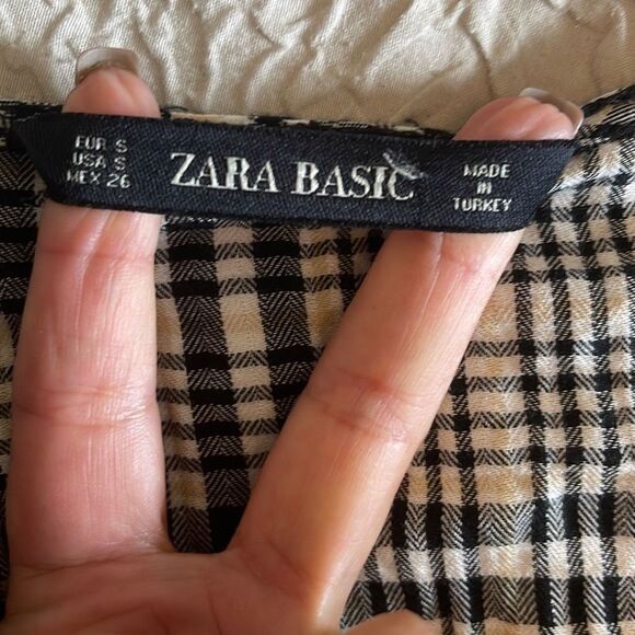 Zara Basic Womens Plaid Blouse Top Twist Knot Sleeve Black Cream Size Small - Picture 6 of 8